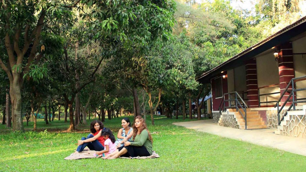 Pinewood Resort คาร์จัต ภายนอก รูปภาพ